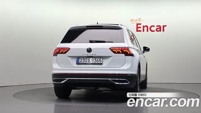 Volkswagen Tiguan Tiguan 2 поколение 2.0 TDI Prestige — Фото автомобиля 4