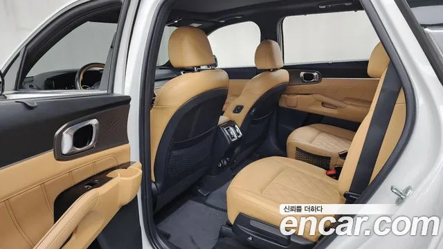 Kia Sorento Sorento 4-е поколение Бензин 2.5T 2WD — Фото автомобиля 19