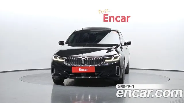 BMW Gran Turismo — Фото автомобиля 2