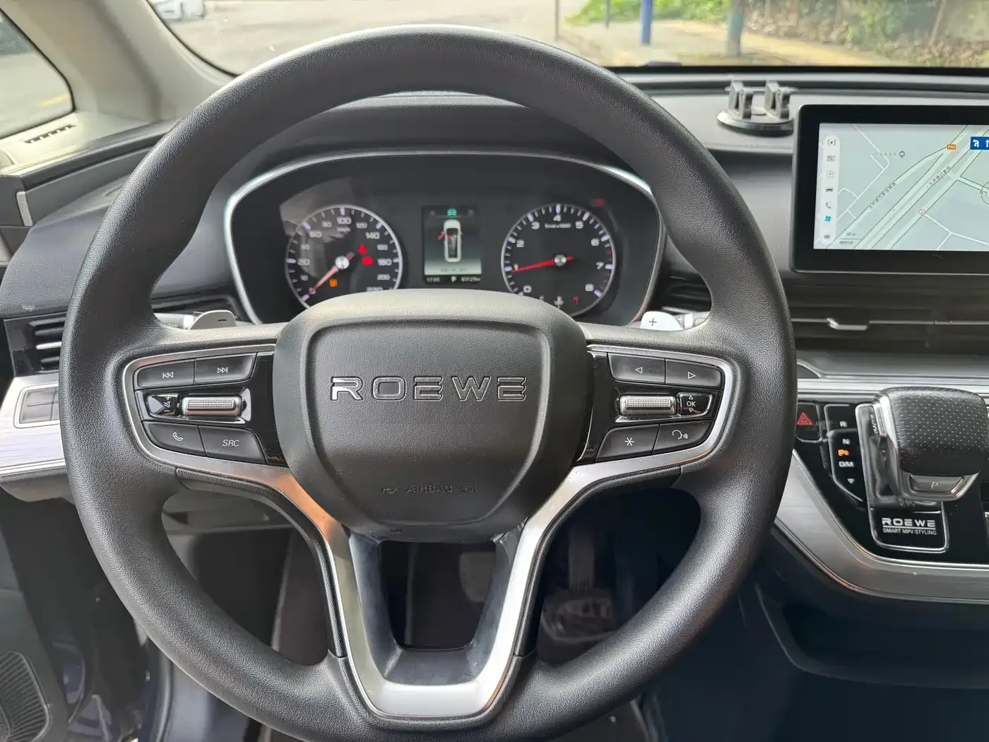 Roewe Roewe iMAX8 2022 400TGI Flagship — Фото автомобиля 5