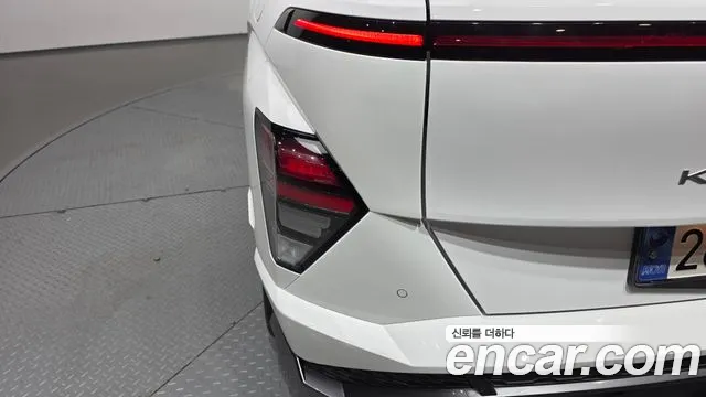 Hyundai Kona Kona (SX2) Бензин 1.6 турбо 2WD — Фото автомобиля 18