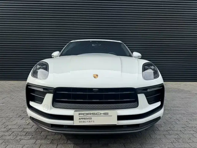 Porsche Macan — Фото автомобиля 13