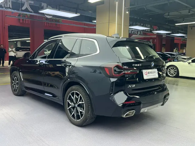 BMW X3 — Фото автомобиля 16