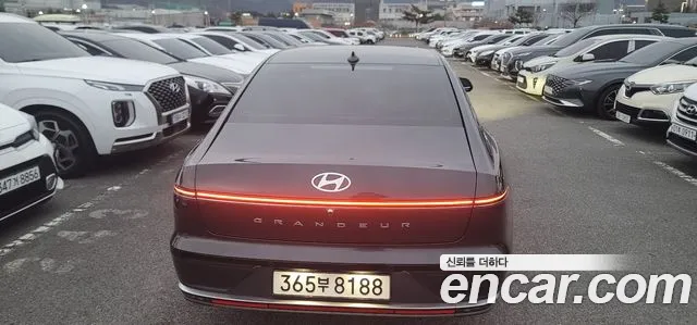 Hyundai Grandeur Grandeur (GN7) 3.5 Бензин 2WD — Фото автомобиля 4