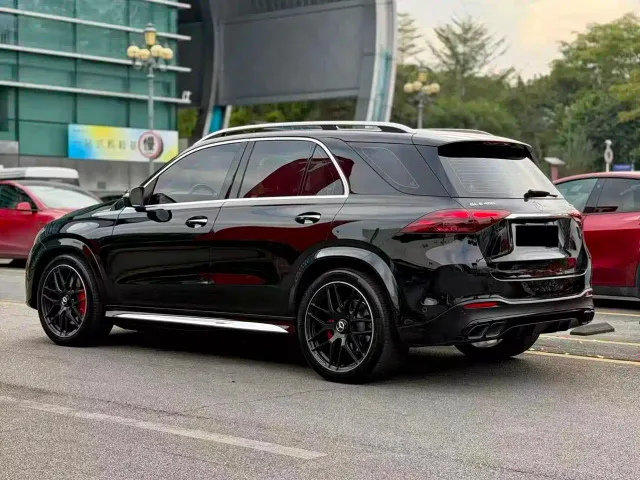 Mercedes-Benz GLE-Class — Фото автомобиля 17