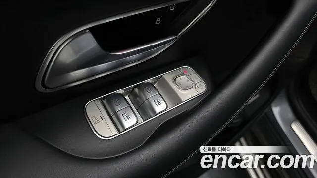Mercedes-Benz GLE-Class — Фото автомобиля 29