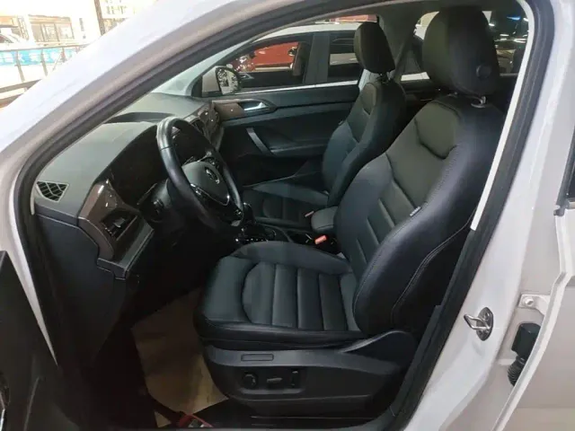 Volkswagen Tharu — Фото автомобиля 14