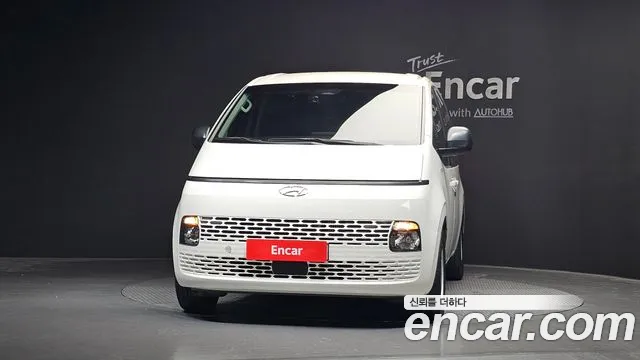 Hyundai Staria Staria Tourer 11 мест — Фото автомобиля 3