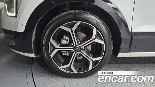 Kia Niro The All New Niro Signature — Фото автомобиля 5