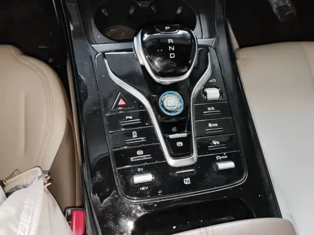 BYD Qin PLUS — Фото автомобиля 13