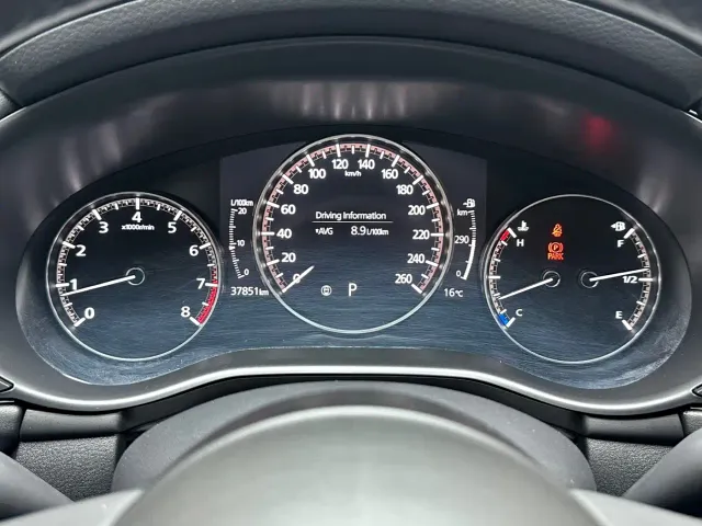 Mazda Axela — Фото автомобиля 23