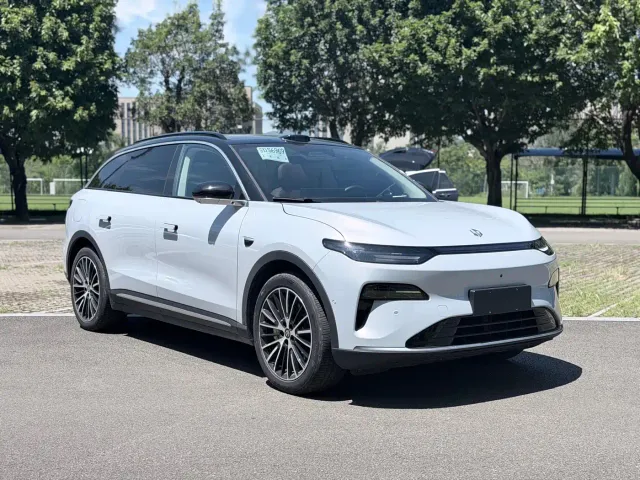 Leapmotor C11 — Фото автомобиля 3