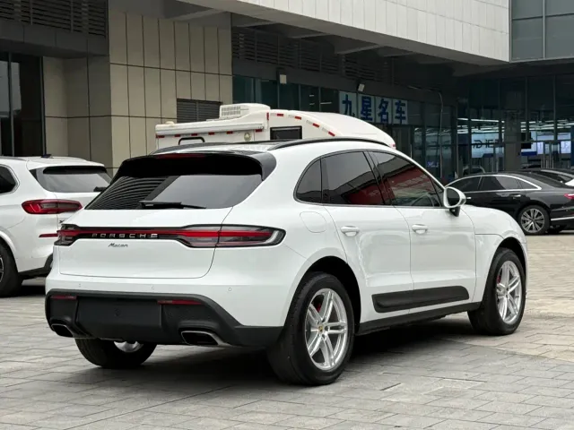 Porsche Macan — Фото автомобиля 5