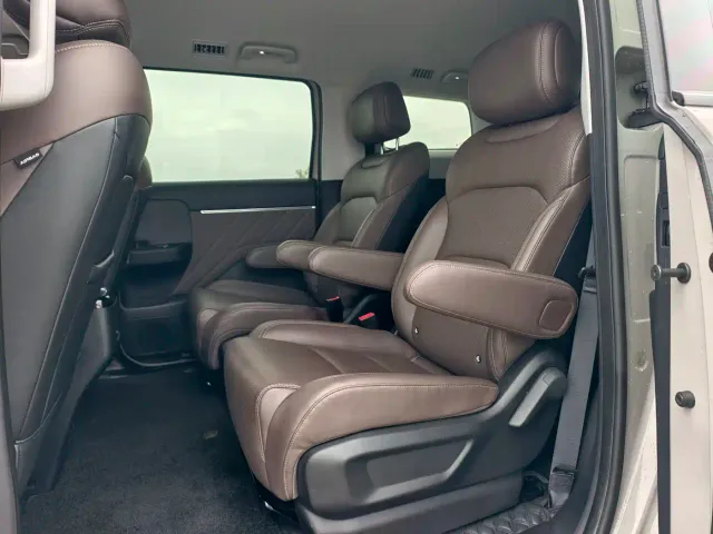 Wuling Starlight 730 — Фото автомобиля 10