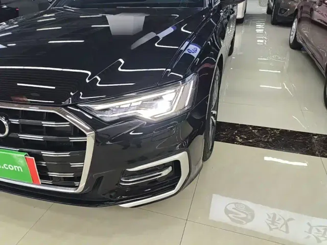 Audi A6L — Фото автомобиля 17