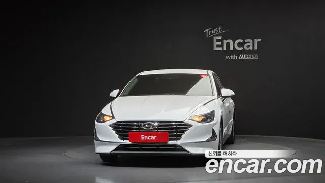 Hyundai Sonata Sonata (DN8) 2.0 LPG(Для проката) — Фото автомобиля 3