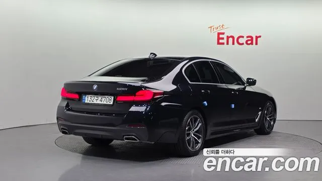 BMW 5-Series — Фото автомобиля 2