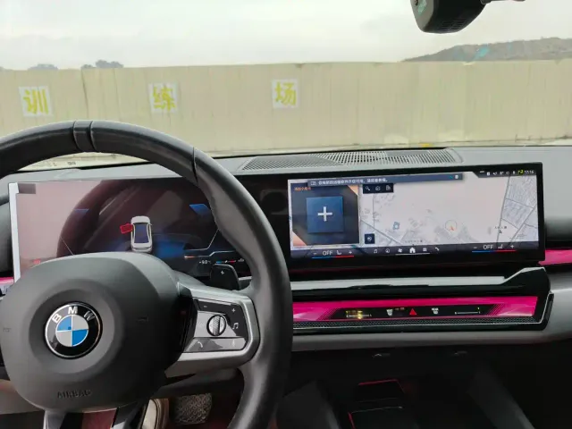 BMW 5 Series — Фото автомобиля 20