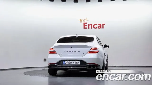 Genesis G70 New — Фото автомобиля 4