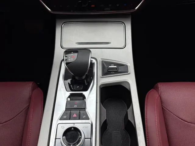 Jetour X70 Plus — Фото автомобиля 11