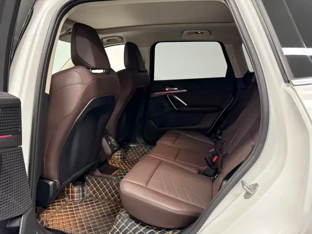 BMW X1 — Фото автомобиля 17