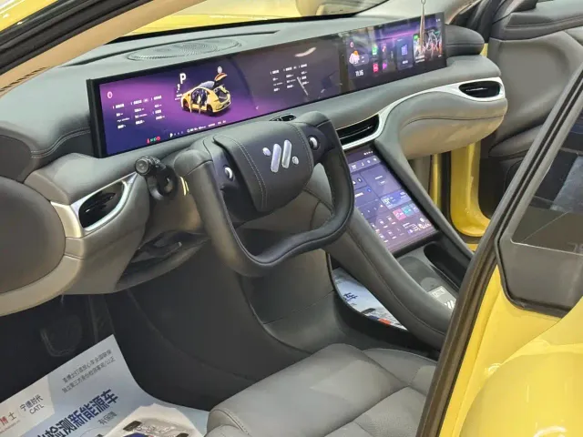 IM Motors L6 — Фото автомобиля 7