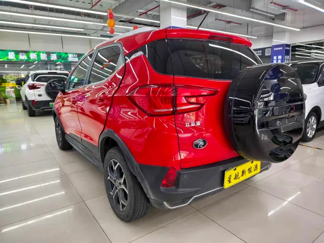BYD Yuan Pro — Фото автомобиля 7