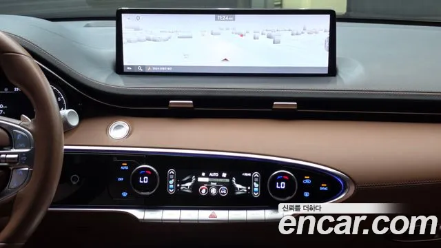 Genesis GV70 — Фото автомобиля 14
