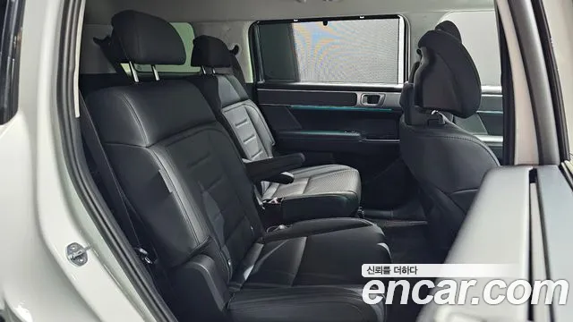 Hyundai Santafe — Фото автомобиля 10