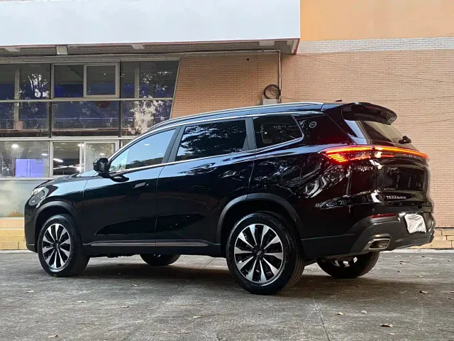 Chery Tiggo 8 PLUS — Фото автомобиля 6