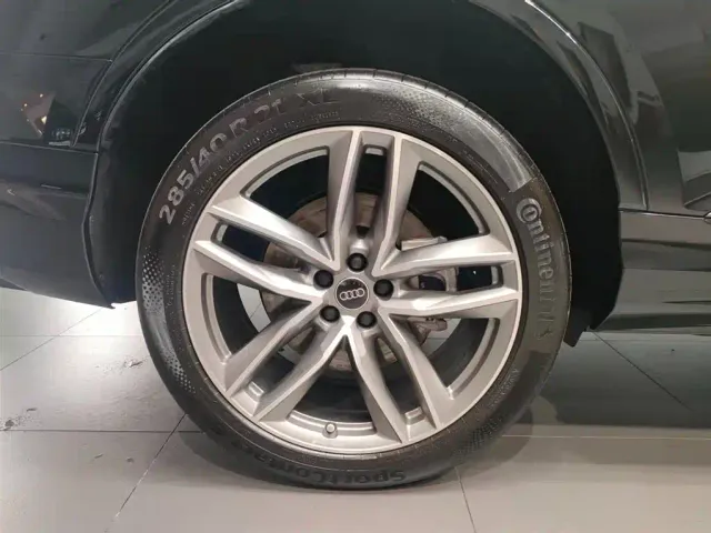 Audi Q7 — Фото автомобиля 17