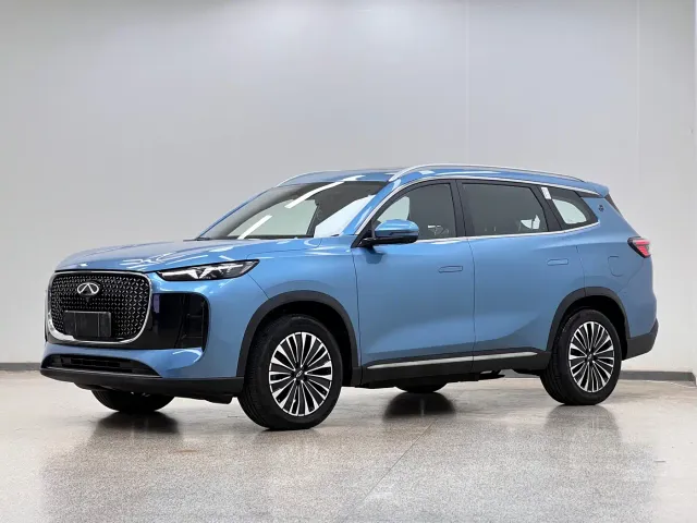 Фотография автомобиля — Chery Tiggo 8 PLUS C-DM