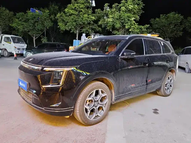 Фотография автомобиля — Jetour Shanhai L7 Plus