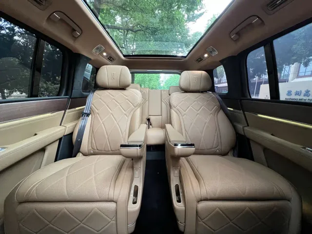 BYD U8L — Фото автомобиля 13
