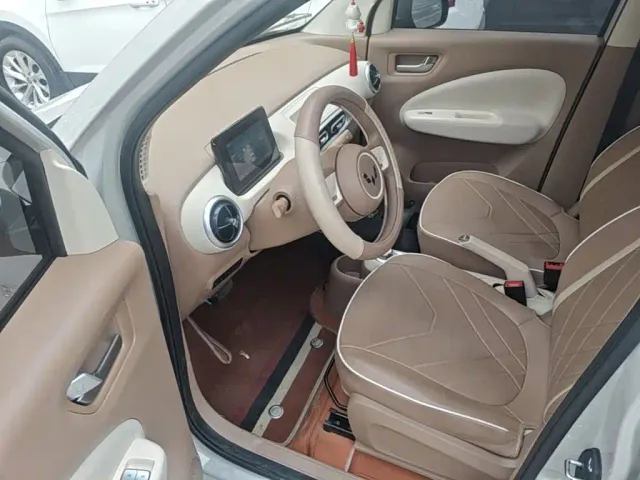 Wuling Hongguang Mini EV — Фото автомобиля 15