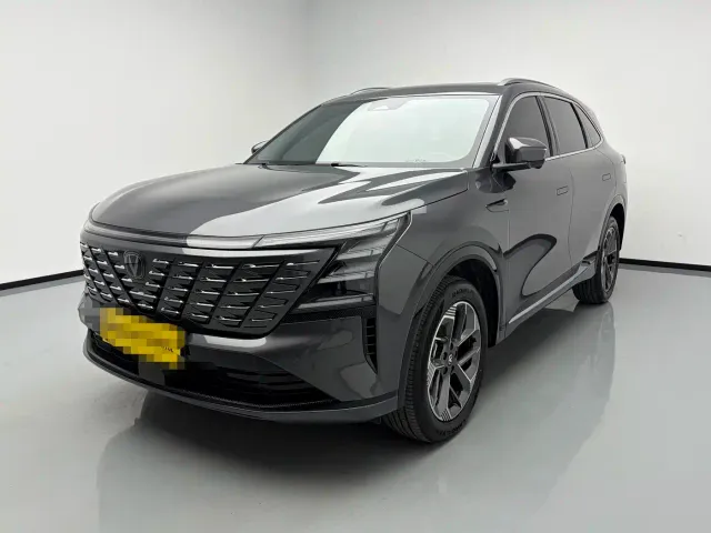 Фотография автомобиля — Changan CS75 Plus
