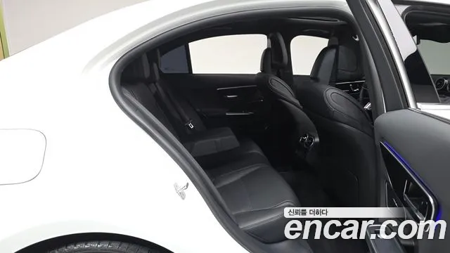 Mercedes-Benz C-Class W206 — Фото автомобиля 17