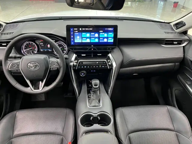 Toyota Venza — Фото автомобиля 7