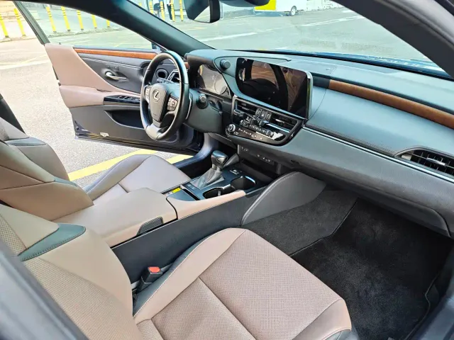 Lexus Lexus ES 2024 200 Premium Edition — Фото автомобиля 10