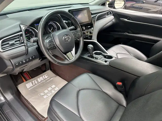 Toyota Camry — Фото автомобиля 8