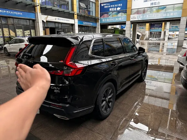 Honda CR-V — Фото автомобиля 6