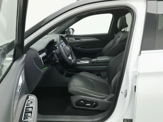 ARCFOX Arcfox Alpha T 2022 Model 653S+ 160kW — Фото автомобиля 10