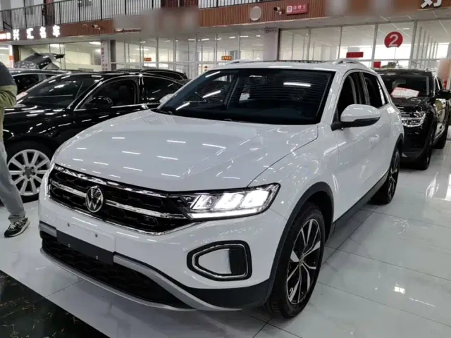 Фотография автомобиля — Volkswagen T-Roc