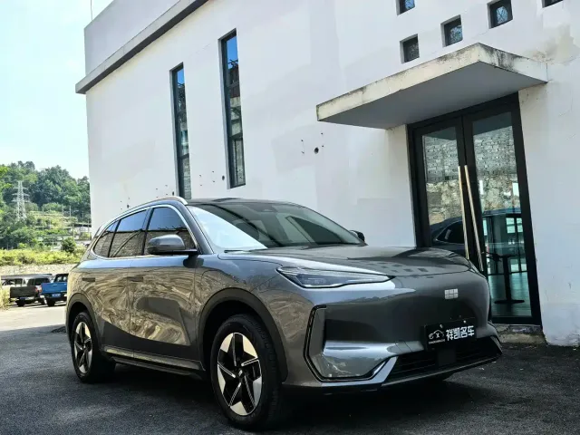 Geely Galaxy E5 — Фото автомобиля 3