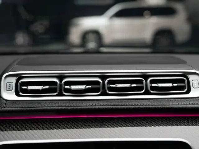 Mercedes-Benz S-Class — Фото автомобиля 28