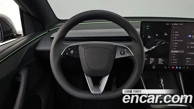 Tesla Model Y — Фото автомобиля 19