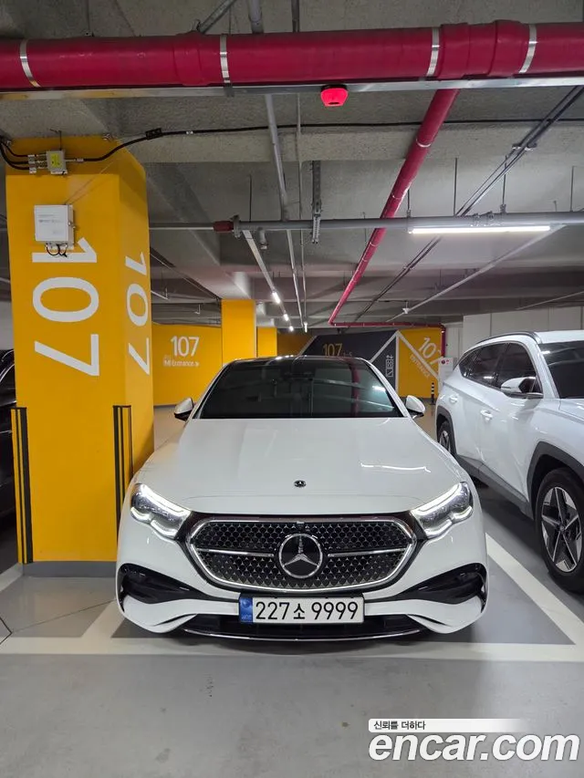 Фотография автомобиля — Mercedes-Benz E-Class W214