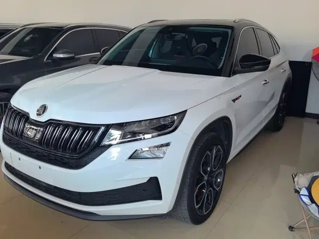 Фотография автомобиля — Skoda Kodiaq GT