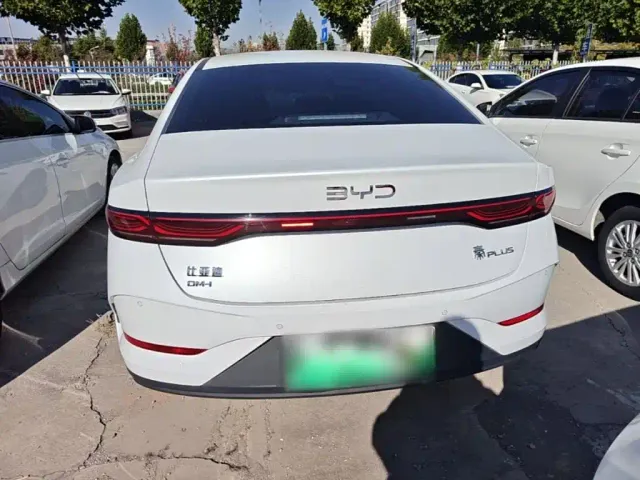 BYD Qin PLUS — Фото автомобиля 5