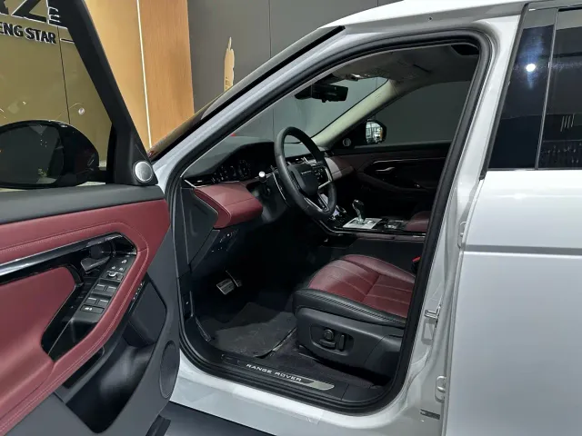 Land Rover Range Rover Evoque — Фото автомобиля 9